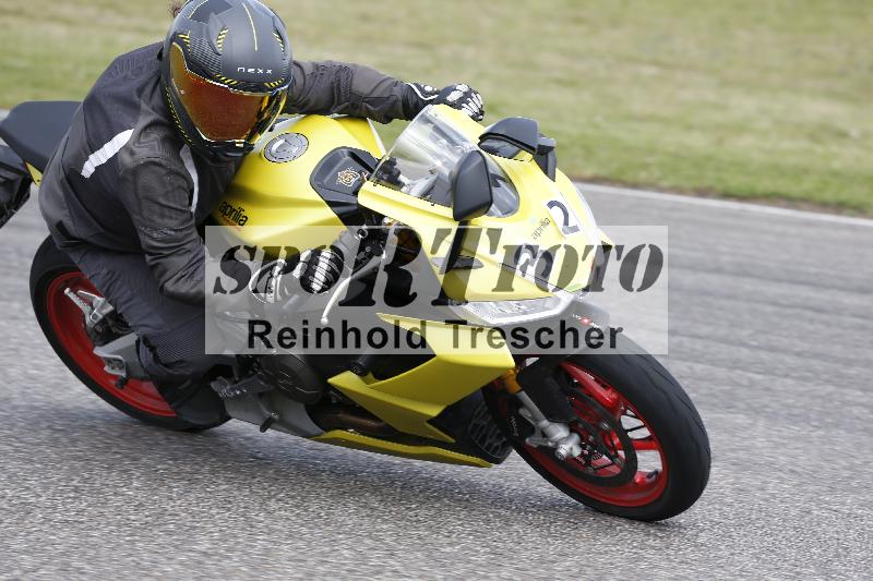 Archiv-2025/09 22.04.2025 Cornu Master School ADR/rot-rouge/32